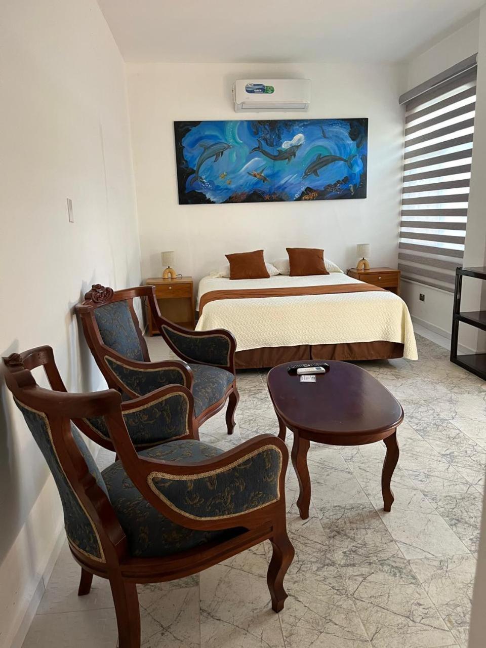 Maytenus Galapagos Puerto Ayora  Exterior photo