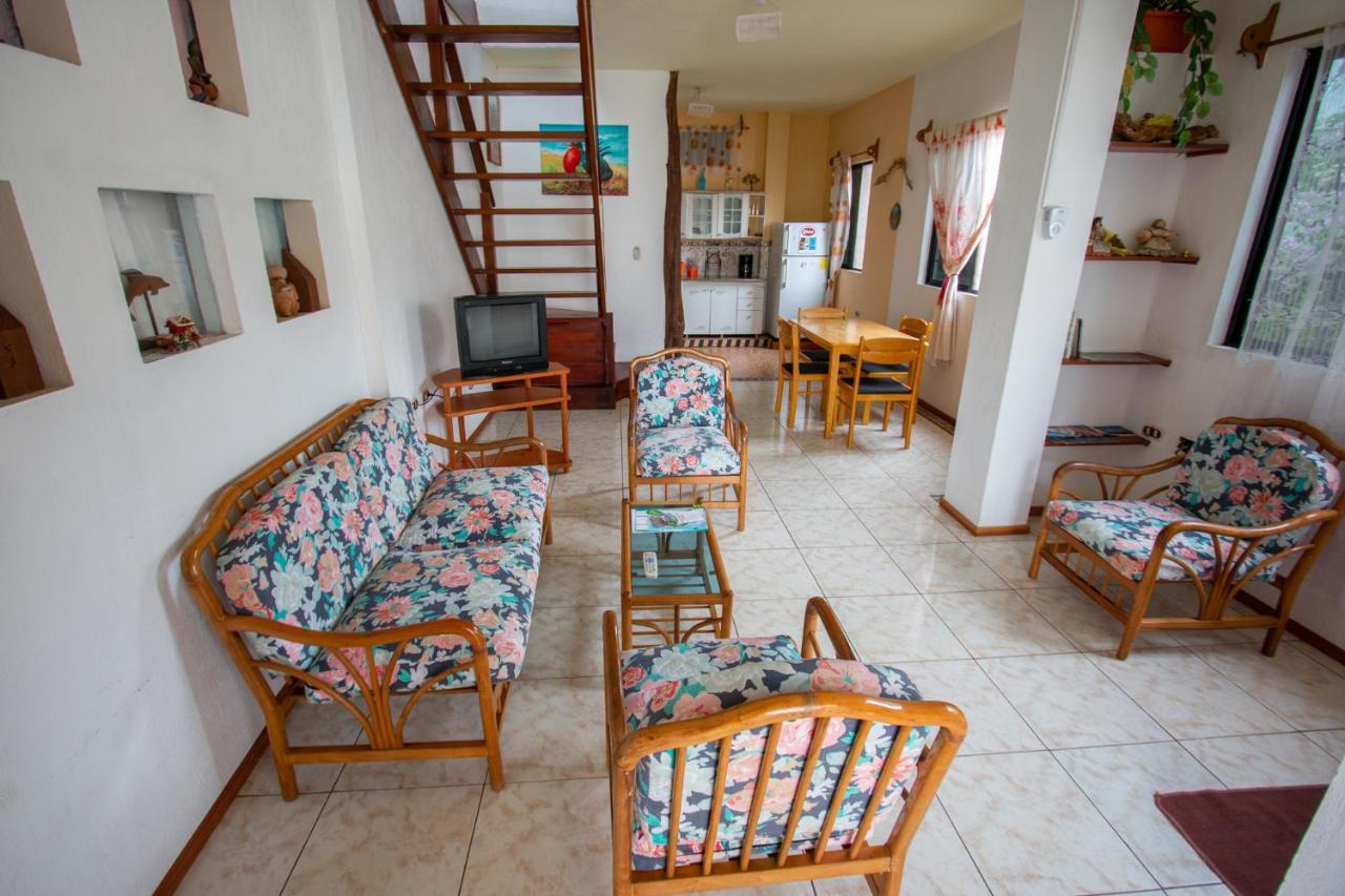 Maytenus Galapagos Puerto Ayora  Exterior photo